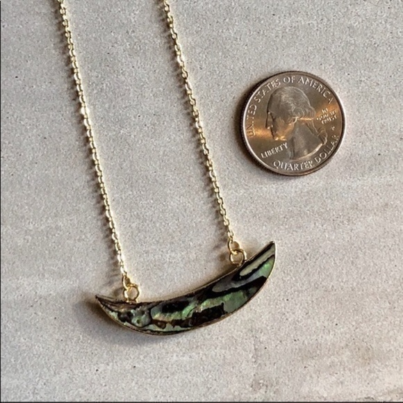 🌟Abalone Shell Crescent 14K Gold Plated Necklace - Picture 7 of 7